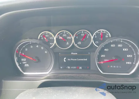 2021 Chevrolet Silverado 1500 z USA, uszkodzony, nr VIN 3GCUYDET7MG262944